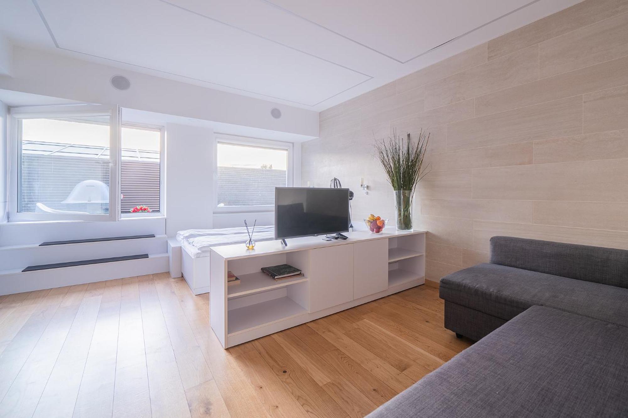 Gyneju Self Check-In Apartments Вилнюс Екстериор снимка