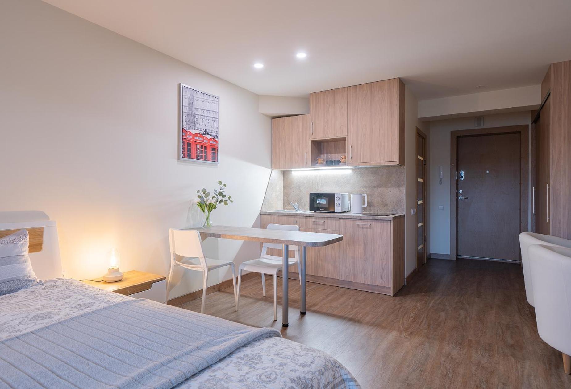 Gyneju Self Check-In Apartments Вилнюс Стая снимка