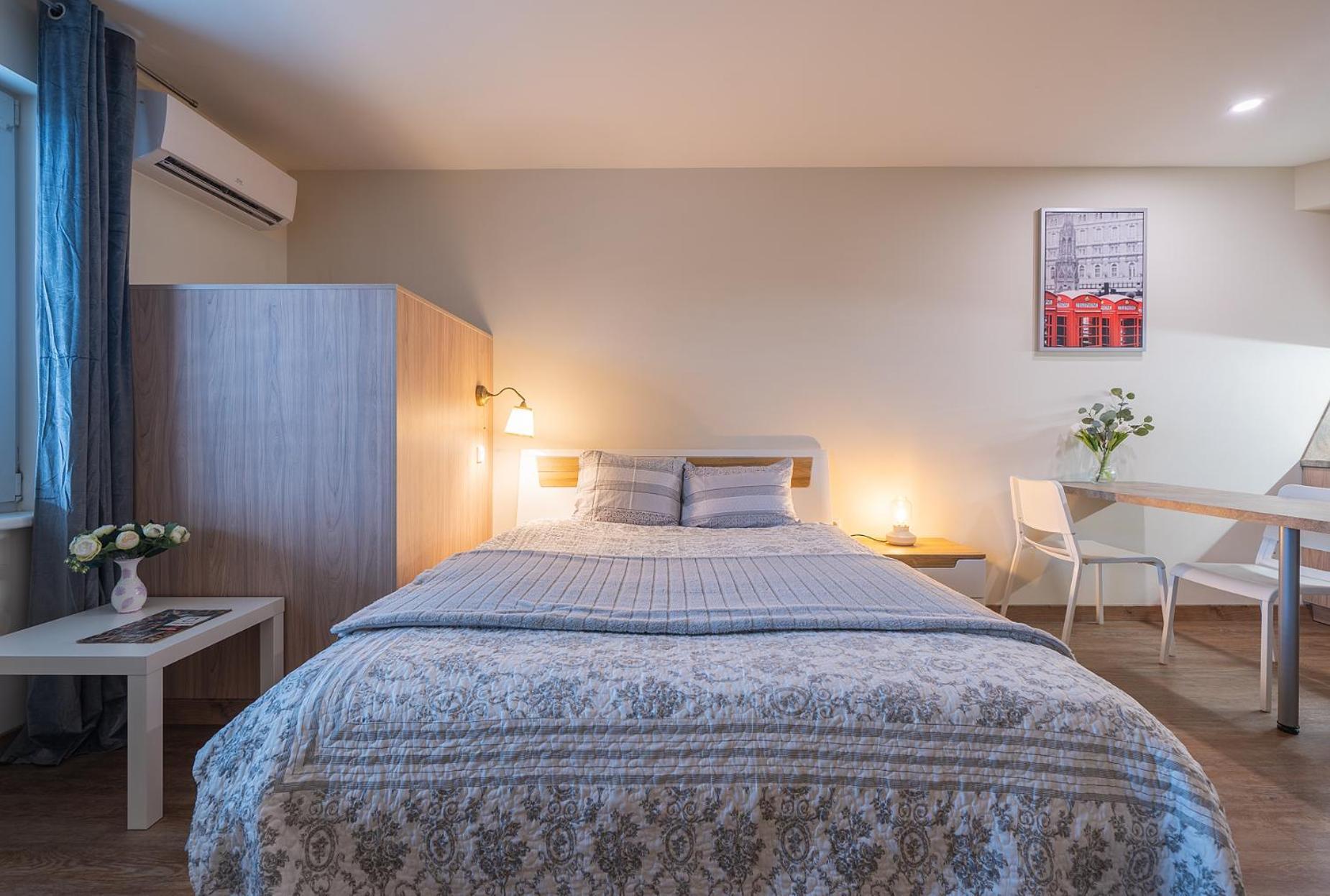 Gyneju Self Check-In Apartments Вилнюс Стая снимка