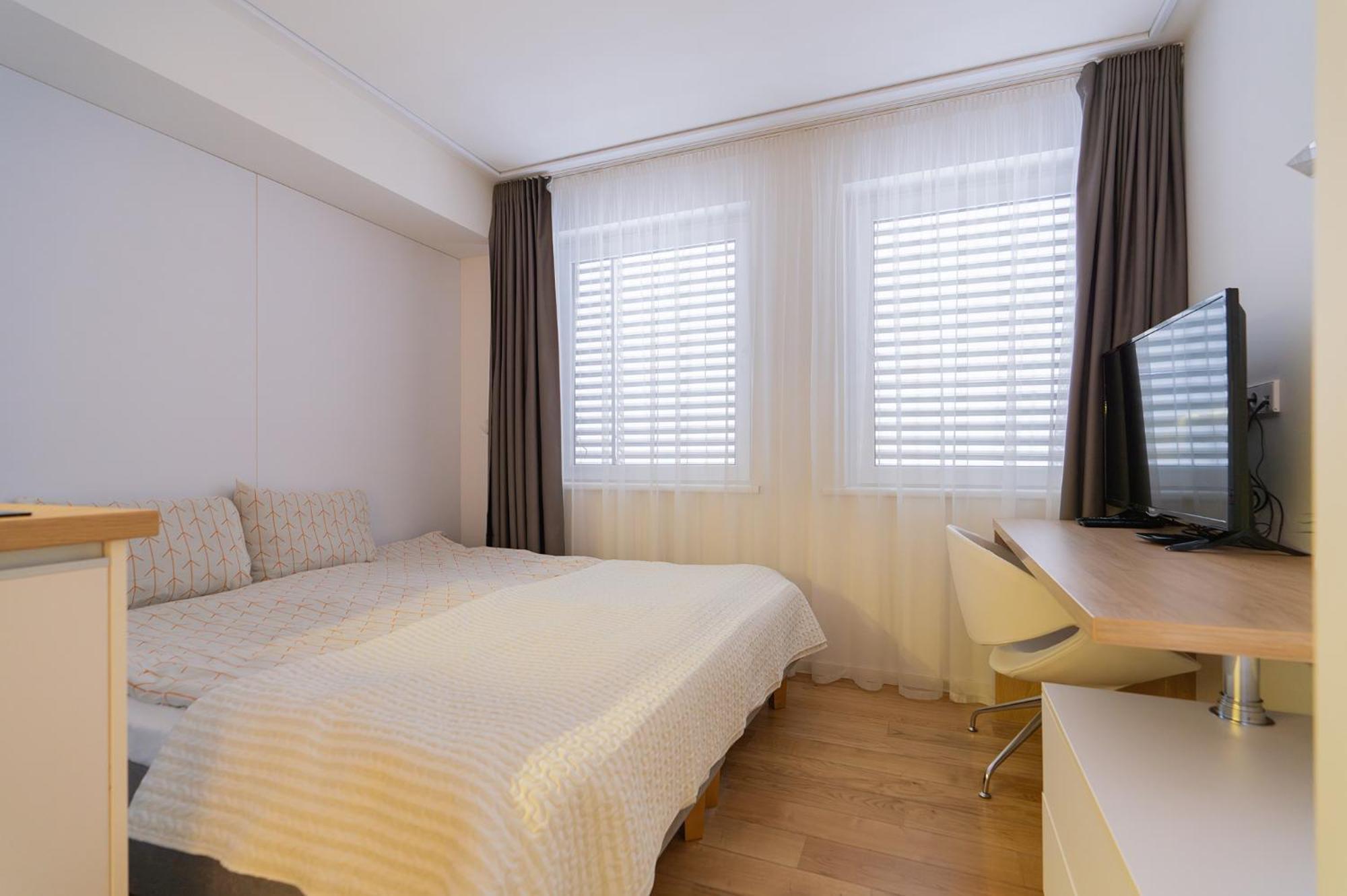 Gyneju Self Check-In Apartments Вилнюс Екстериор снимка